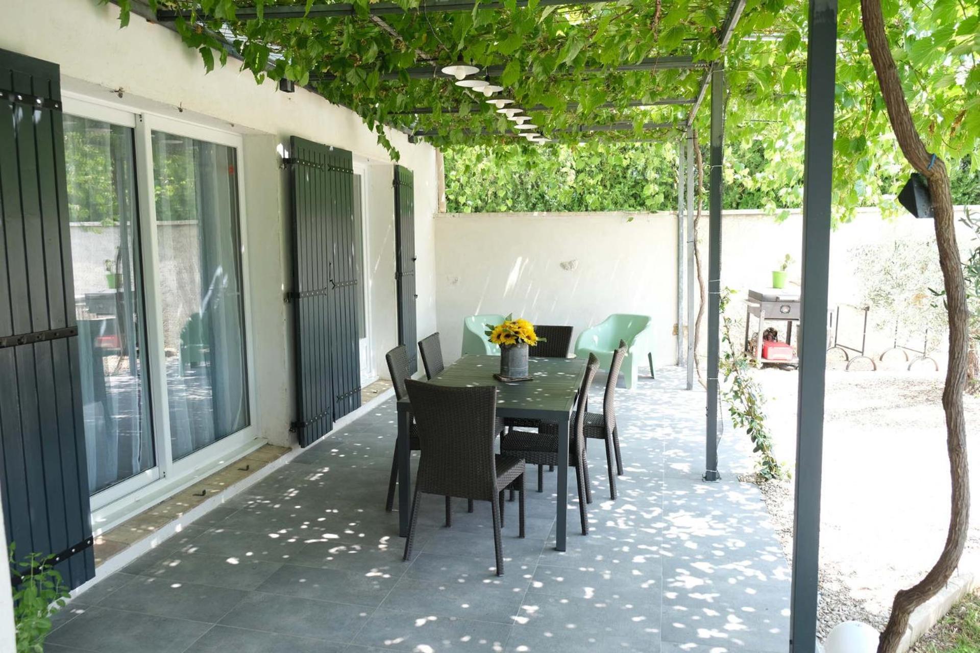 Willa Very Pleasant House With Swimming Pool In Mouries, Near Les Baux De Provence In The Alpilles - 6 People Zewnętrze zdjęcie